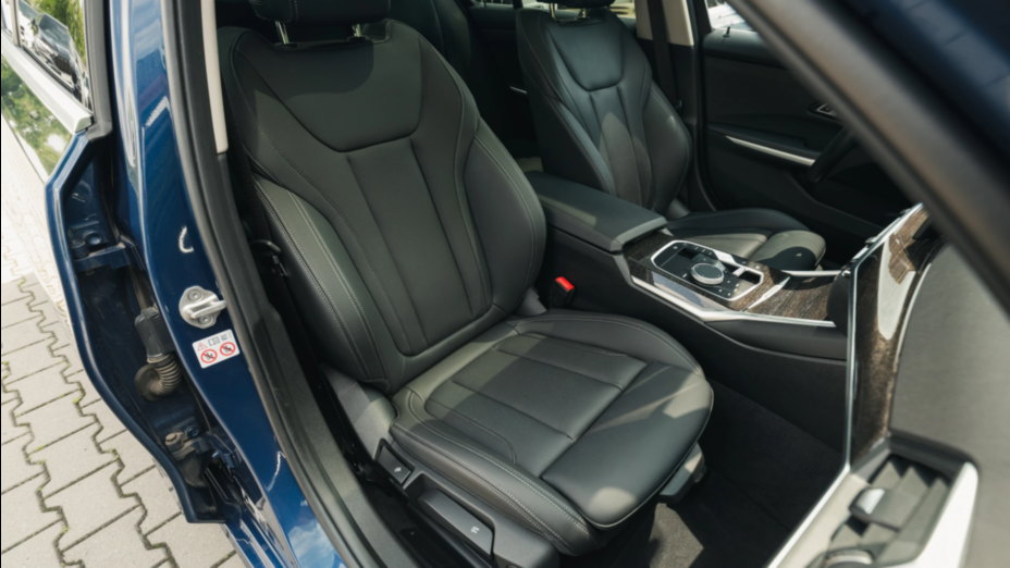 BMW Seria 3 320d xDrive mHEV aut