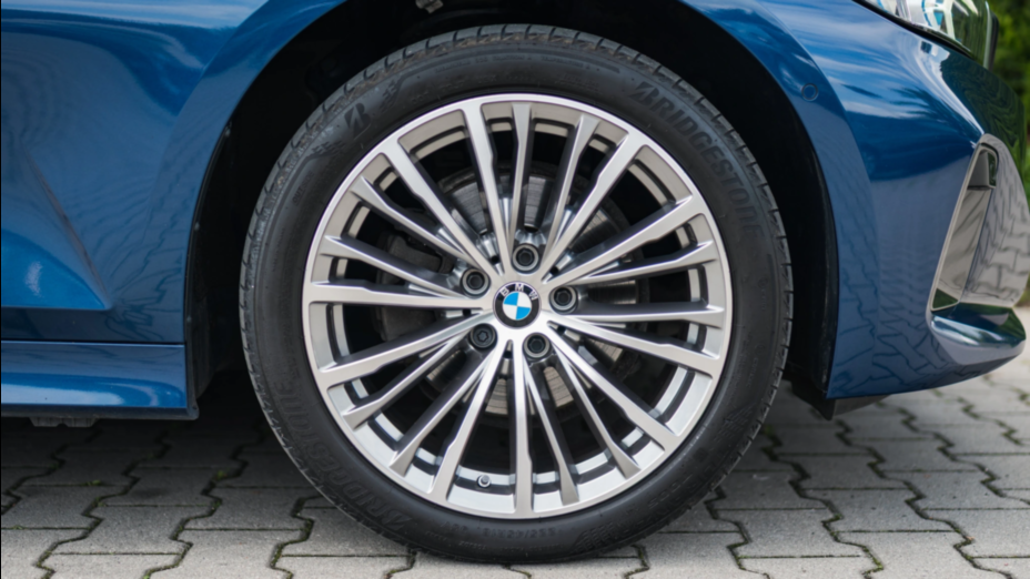 BMW Seria 3 320d xDrive mHEV aut