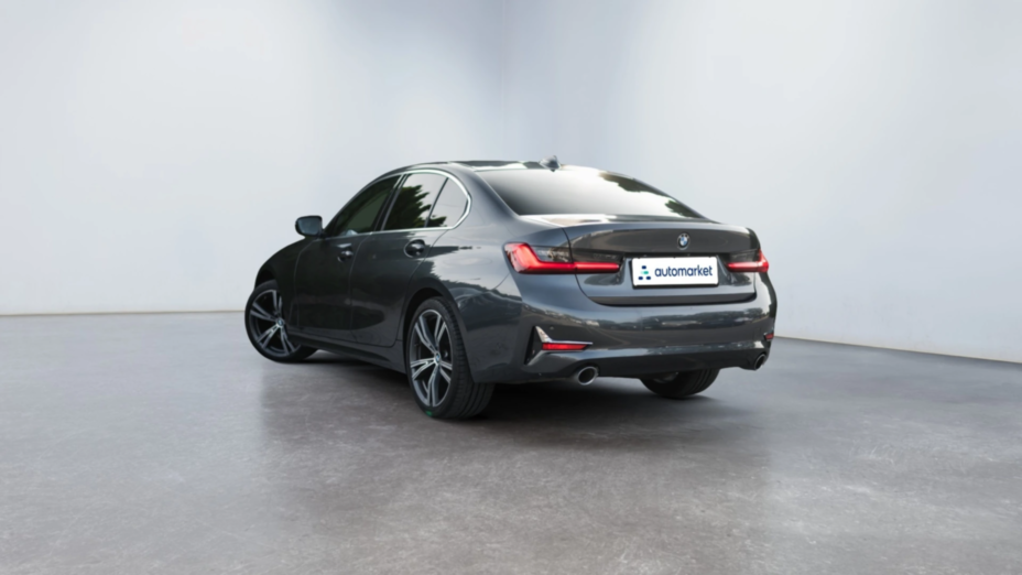 BMW Seria 3 320d xDrive Luxury Line aut