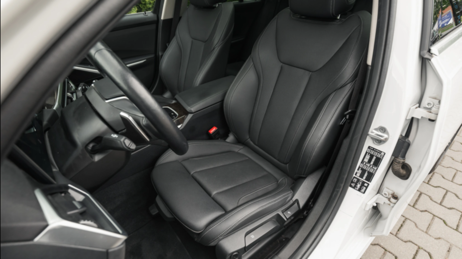 BMW Seria 3 320d xDrive mHEV aut