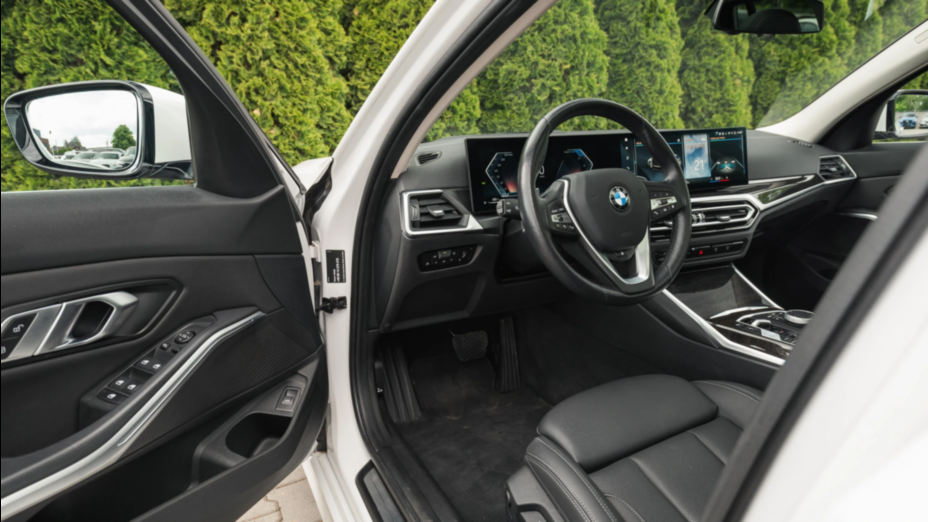 BMW Seria 3 320d xDrive mHEV aut
