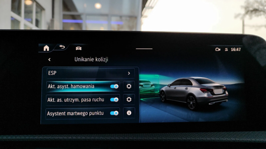 MERCEDES-BENZ A Klasa A 200 AMG Line 7G-DCT