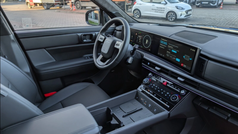 HYUNDAI Santa Fe Santa Fe 1.6 T-GDI HEV Calligraphy 4WD aut 6os. Nowy