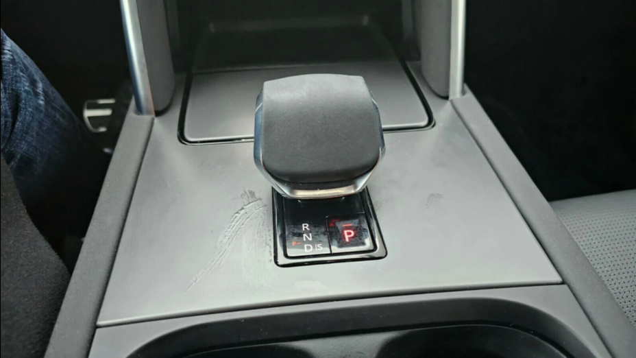 LAND ROVER Discovery Sport Discovery Sport 2.0 P200 mHEV Dynamic SE aut