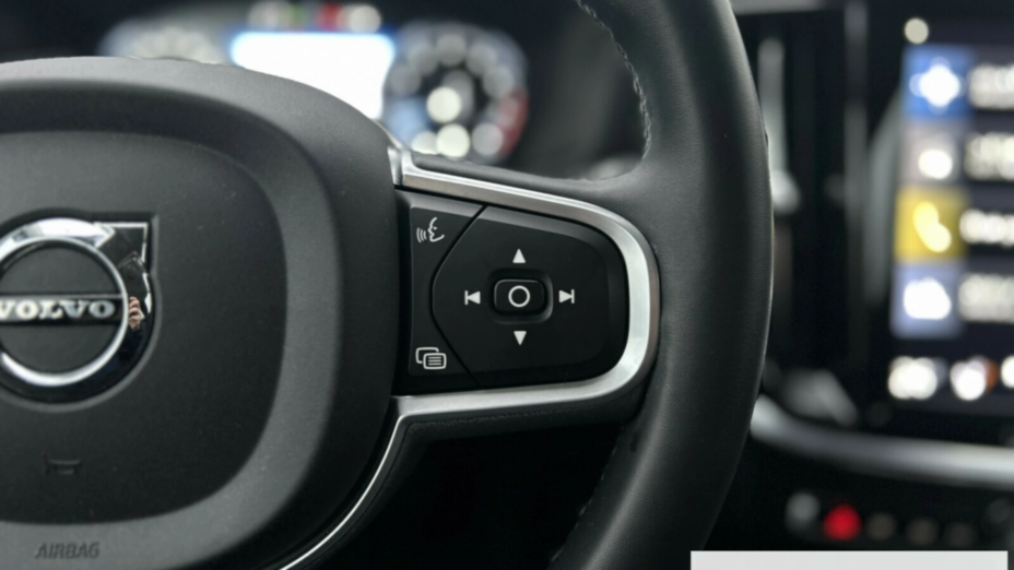 VOLVO V60 V60 B3 B Momentum Pro aut