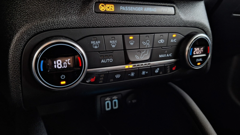 FORD Focus Focus 2.0 EcoBlue Titanium
