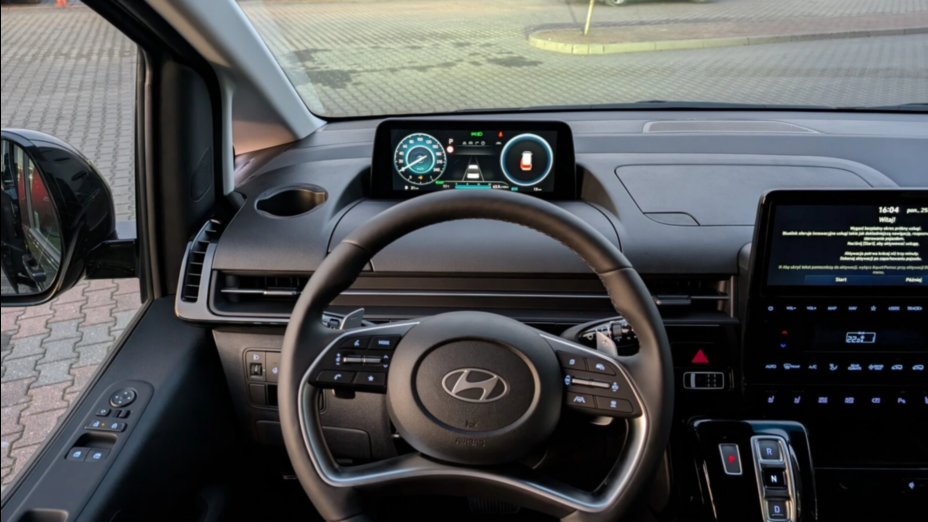 HYUNDAI Staria Staria 1.6 T-GDI HEV Smart aut Nowy