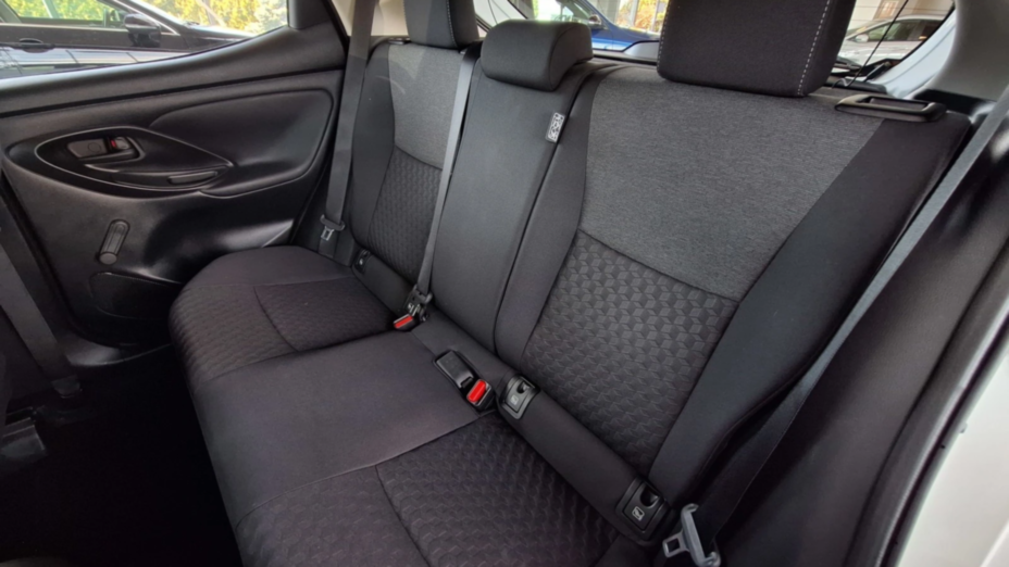 TOYOTA Yaris Yaris 1.5 Comfort