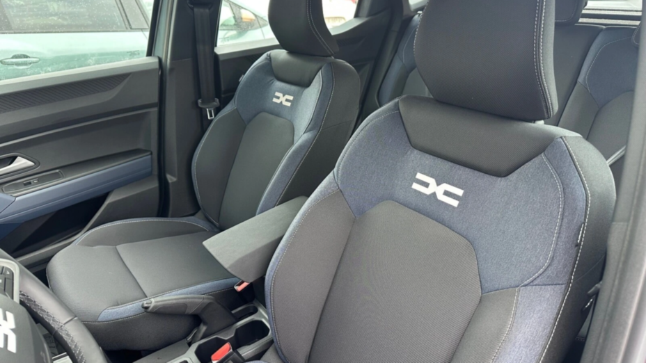 DACIA Duster Duster 1.2 TCe mHEV Expression 4x4 Nowy