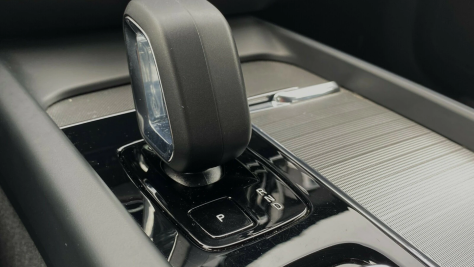 VOLVO V60 V60 B4 D Plus Dark aut