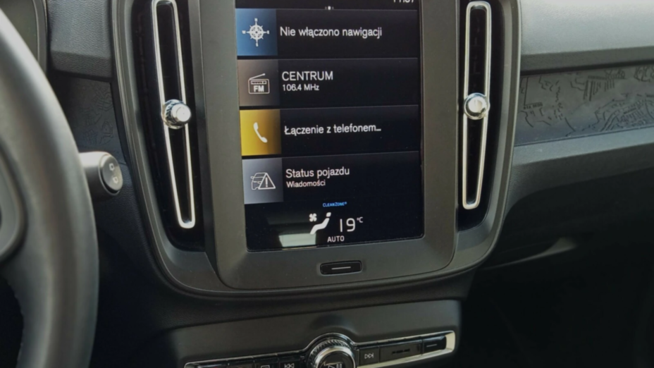 VOLVO XC40 XC40 T3 Momentum Core aut