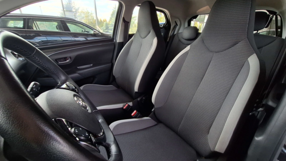 TOYOTA Aygo Aygo 1.0 VVT-i X-play