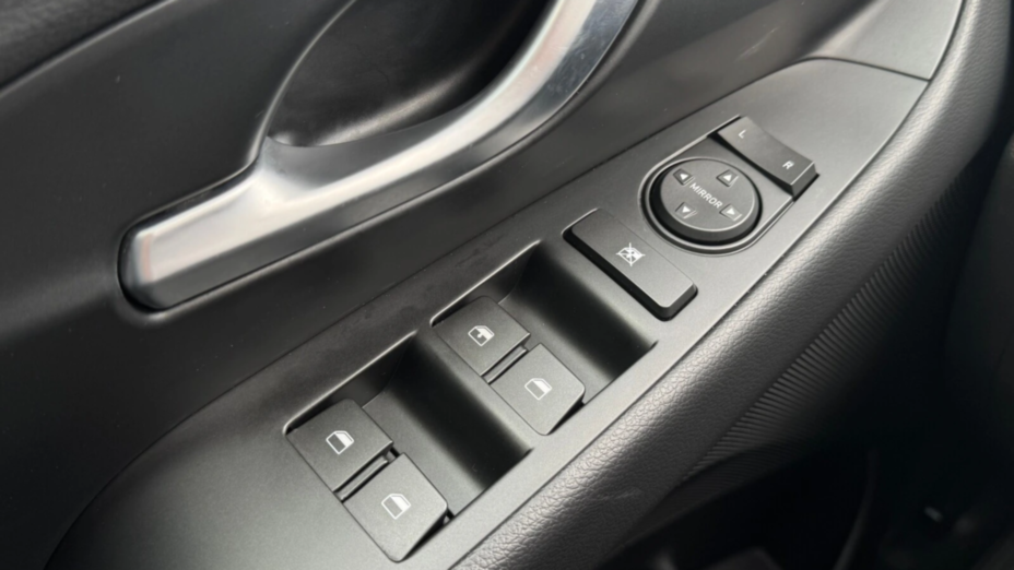 HYUNDAI i30 i30 1.0 T-GDI Modern DCT