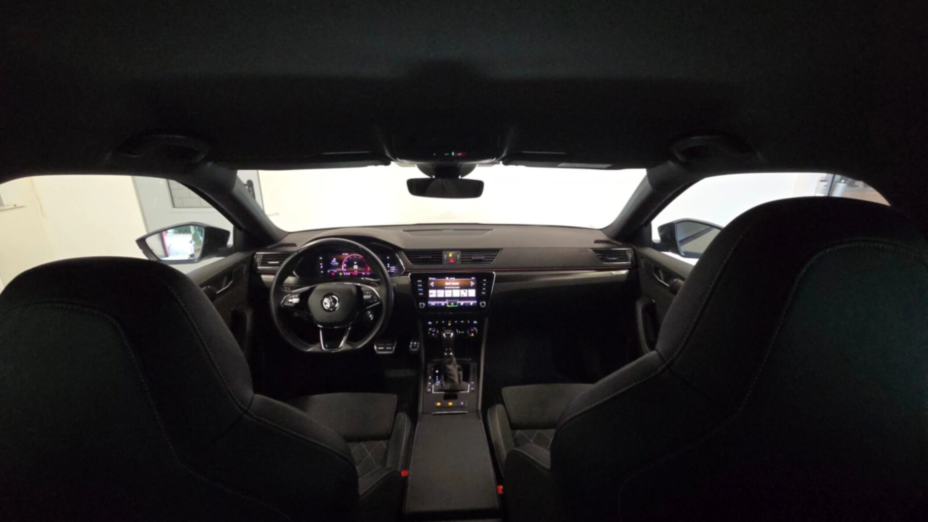 SKODA Superb Superb 2.0 TDI SCR 4x4 Sportline DSG