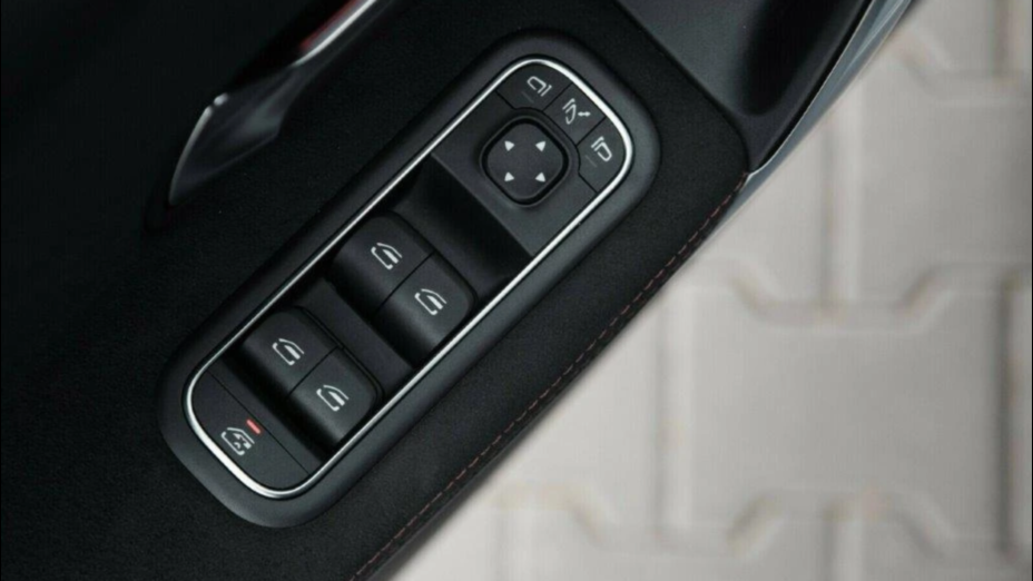 MERCEDES-BENZ A Klasa A 200 AMG Line 7G-DCT