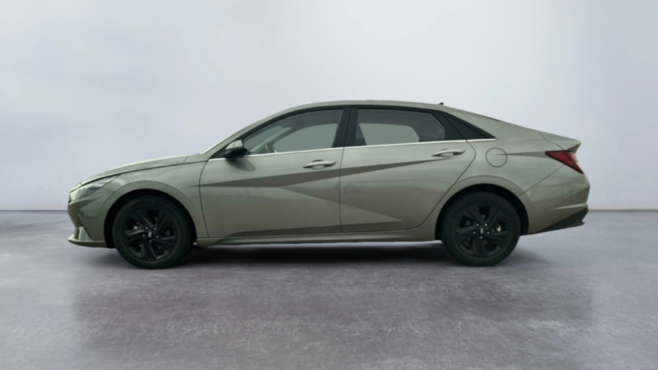 HYUNDAI Elantra Elantra 1.6 Smart CVT
