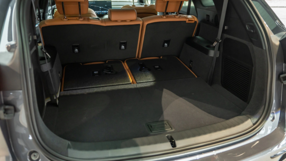 BYD Tang Tang Flaship 86.4kWh AWD Nowy