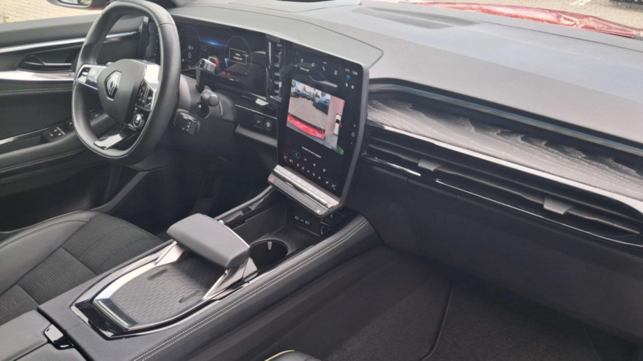 RENAULT Austral Austral 1.3 TCe mHEV Iconic aut