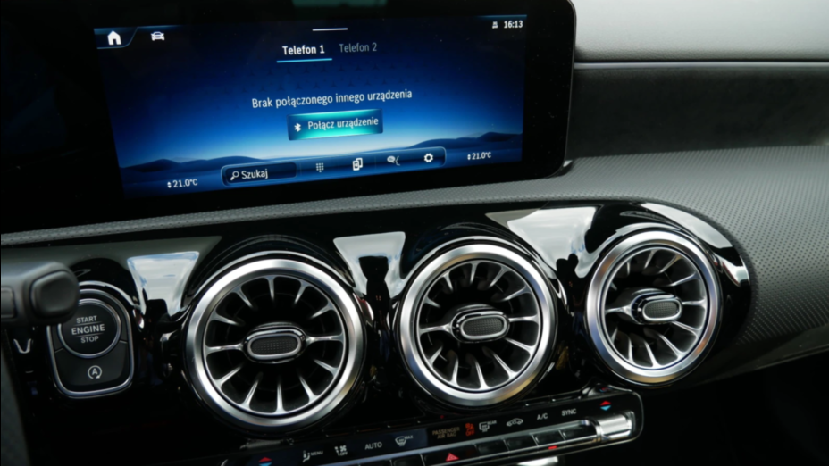 MERCEDES-BENZ A Klasa A 200 AMG Line 7G-DCT