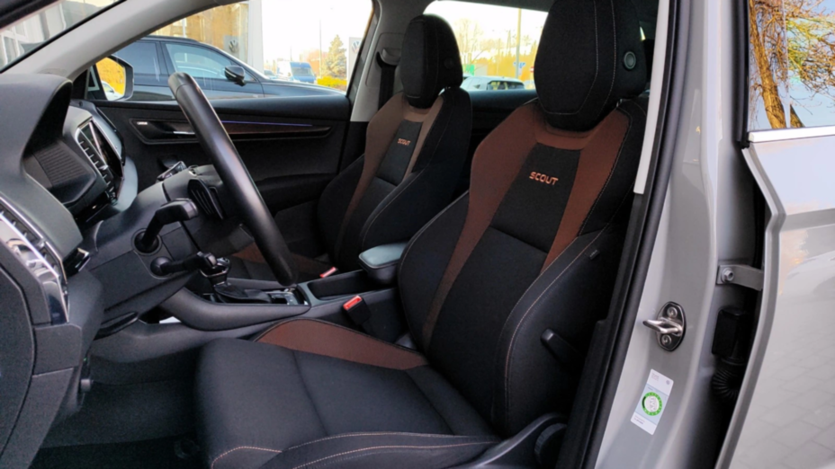 SKODA Karoq Karoq 2.0 TDI SCR 4x4 Scout DSG