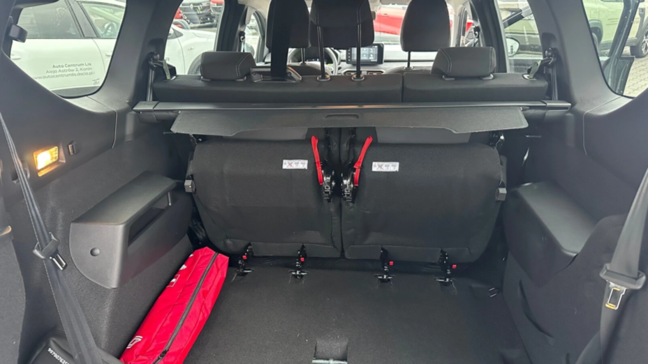 DACIA Jogger Jogger 1.6 Full Hybrid 140 Extreme MMT 7os. Nowy