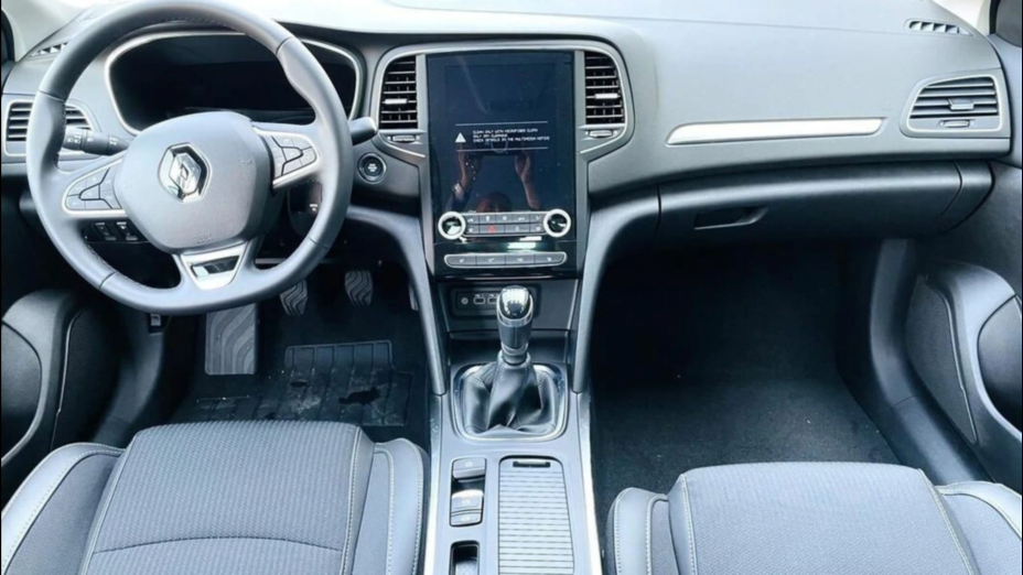 RENAULT Megane Megane 1.3 TCe Techno Nowy