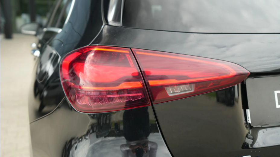 MERCEDES-BENZ A Klasa A 250 e 8G-DCT