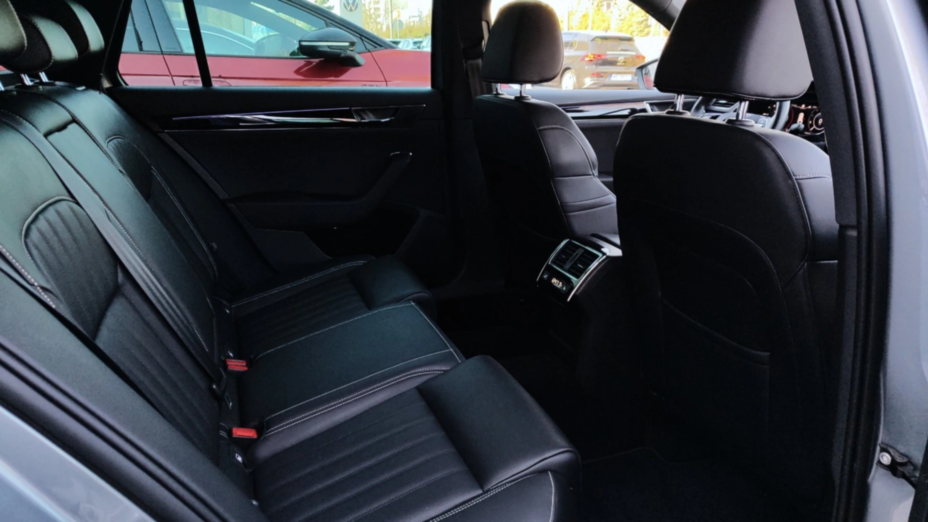 SKODA Superb Superb 2.0 TDI SCR L&K DSG
