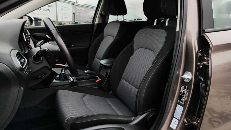 HYUNDAI i30 i30 1.0 T-GDI Modern