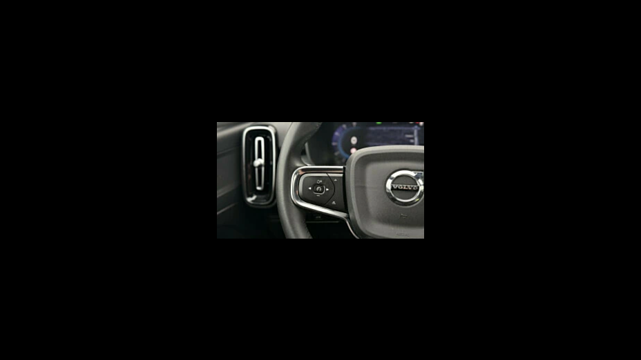 VOLVO XC40 XC40 B4 Plus Dark aut