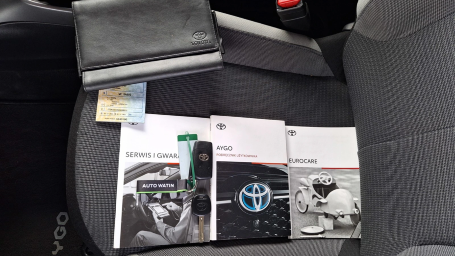 TOYOTA Aygo Aygo 1.0 VVT-i X-play