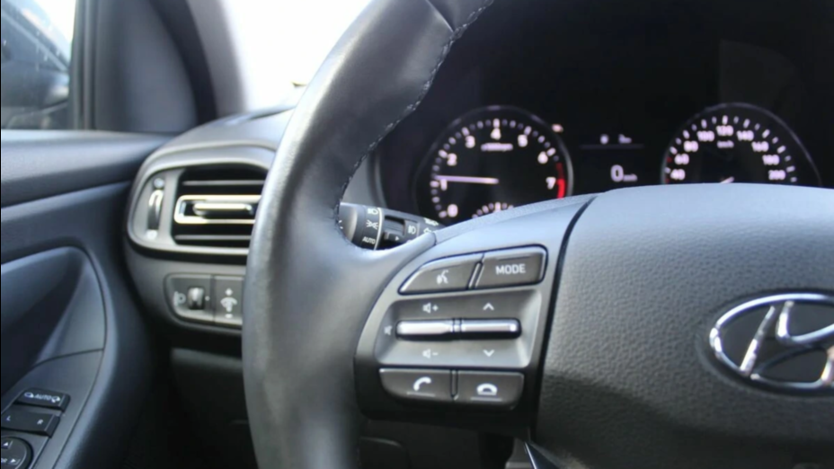 HYUNDAI i30 i30 1.0 T-GDI Smart