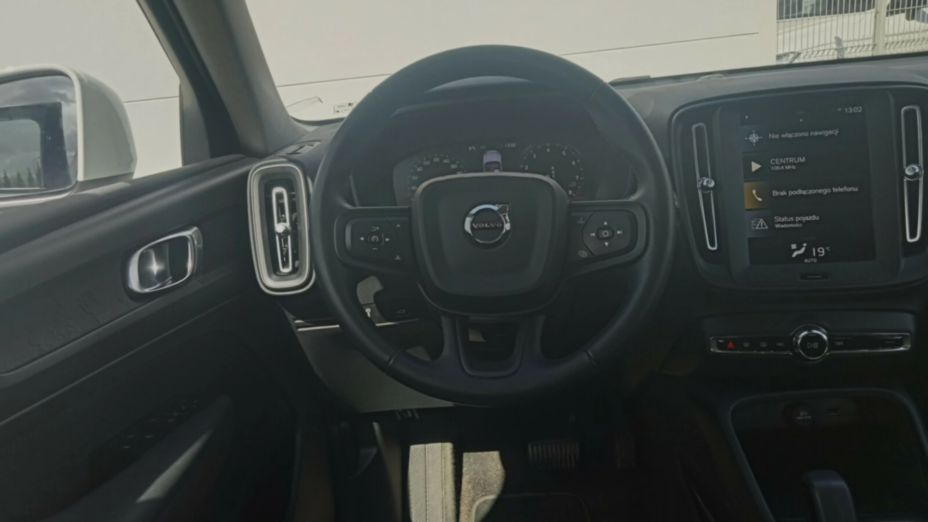 VOLVO XC40 XC40 T3 Momentum Core aut