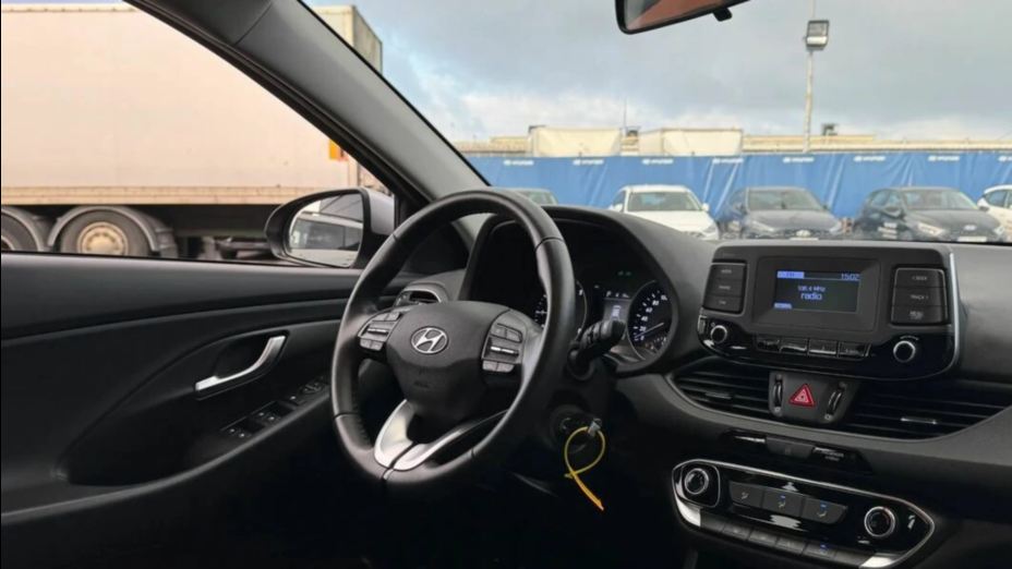HYUNDAI i30 i30 1.0 T-GDI Modern DCT