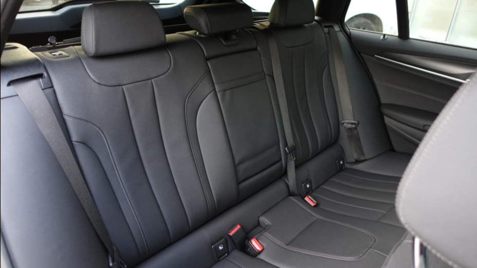 BMW Seria 5 520d xDrive mHEV M Sport sport-aut