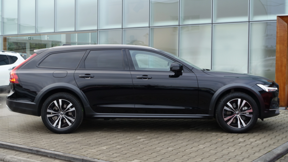 VOLVO V90 V90 CC B5 B AWD Core aut