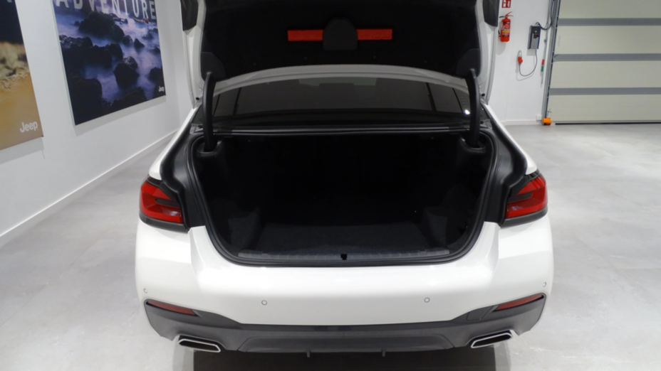 BMW Seria 5 520d xDrive mHEV M Sport sport-aut