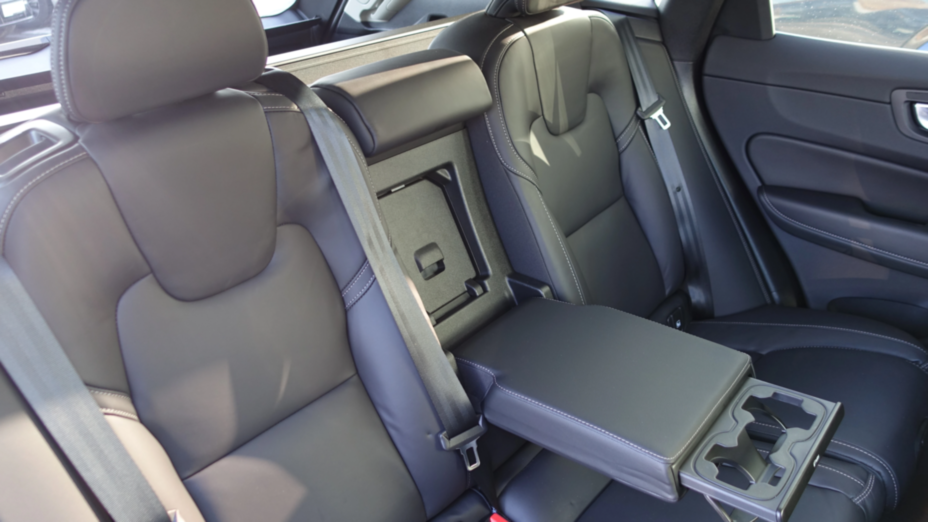 VOLVO XC60 XC60 T8 Plug-In Hybrid AWD Ultimate Bright aut