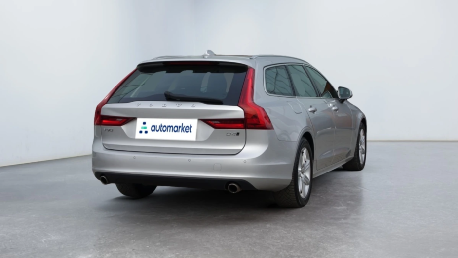VOLVO V90 V90 D4 AWD Momentum aut