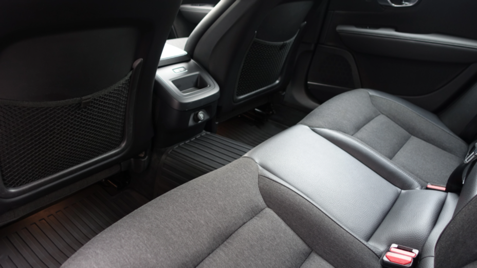 VOLVO V90 V90 D4 AWD Momentum aut