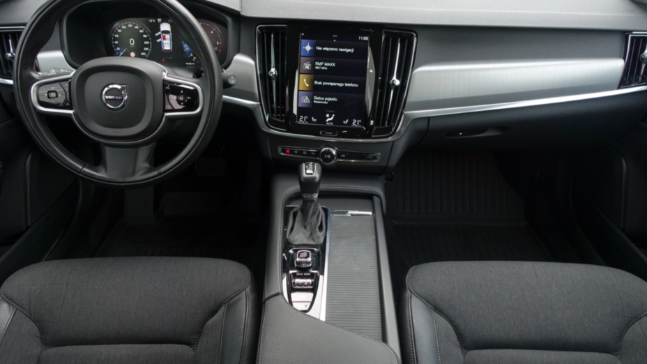 VOLVO V90 V90 D4 AWD Momentum aut