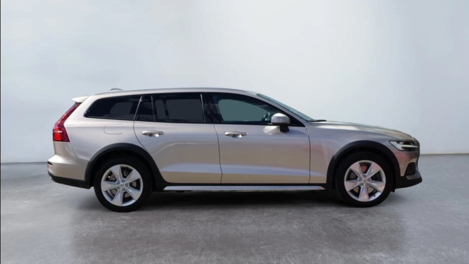 VOLVO V60 V60 CC Core B4 D AWD aut