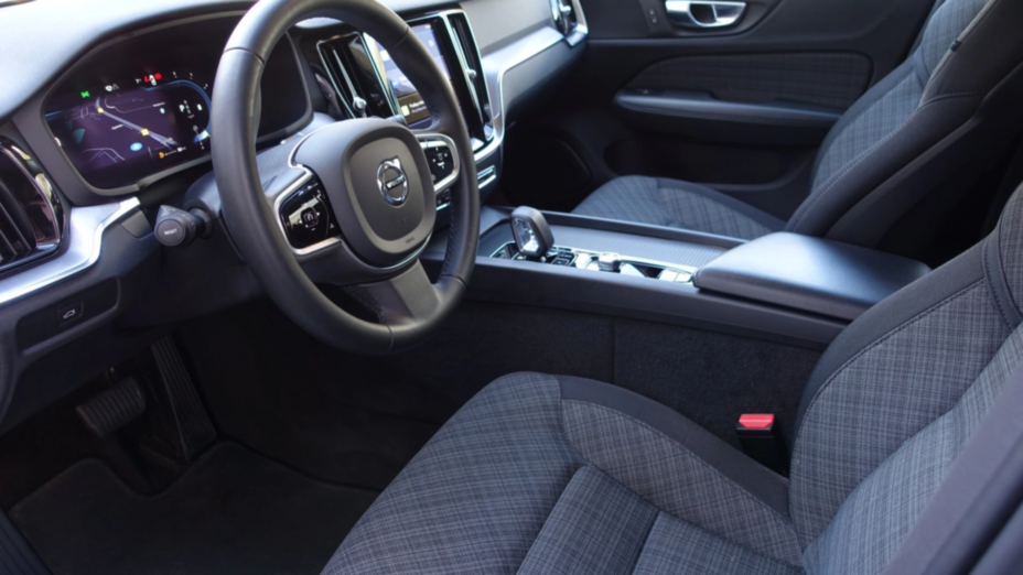 VOLVO V60 V60 CC Core B4 D AWD aut