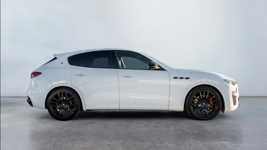 MASERATI Levante Levante Gransport
