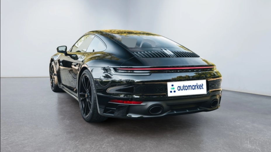 PORSCHE 911 911 Carrera 4 GTS