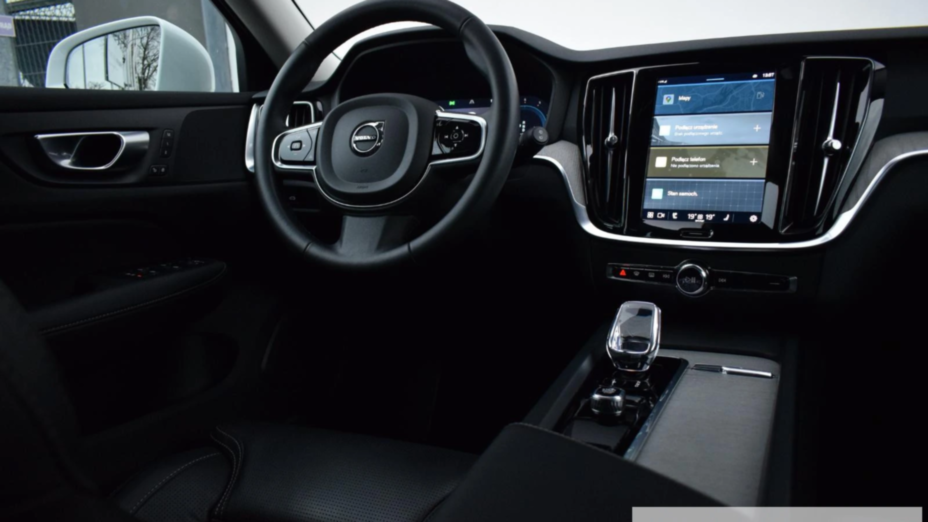 VOLVO V60 V60 CC Plus B4 D AWD aut