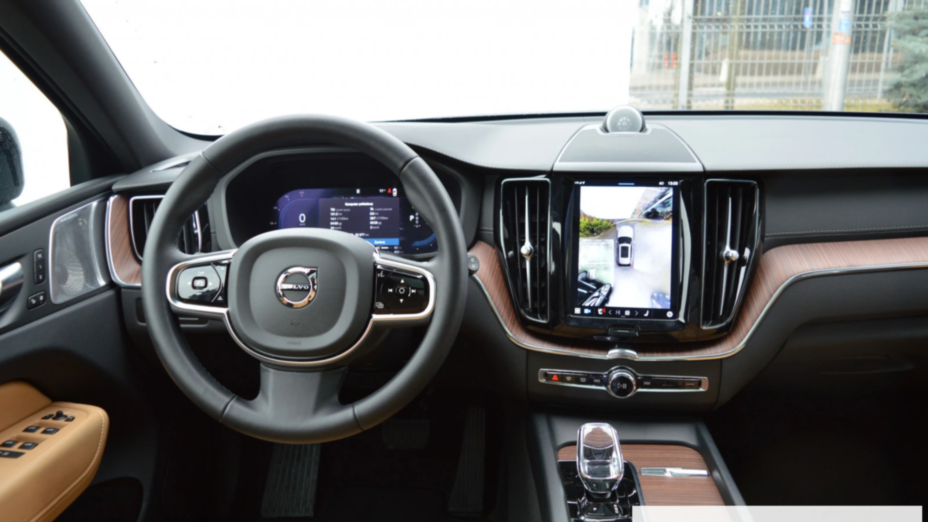 VOLVO XC60 XC60 T8 Plug-In Hybrid AWD Ultimate Dark aut