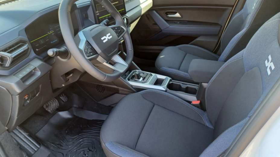 DACIA Duster Duster 1.6 Full Hybrid 140 Journey MMT Nowy