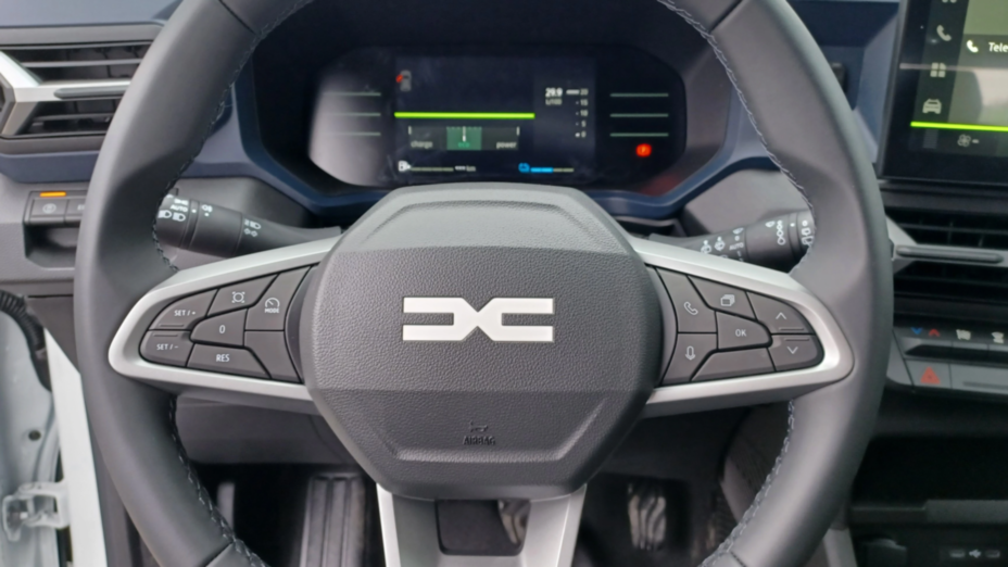 DACIA Duster Duster 1.6 Full Hybrid 140 Expression MMT Nowy
