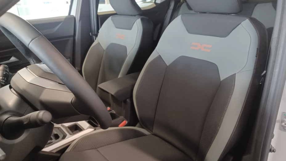 DACIA Duster Duster 1.6 Full Hybrid 140 Extreme MMT Nowy